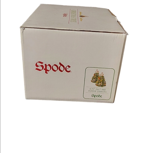 SPODE CHRISTMAS TREE 4.75" TALL SALT AND PAPPER SHAKER - Picture 3 of 3